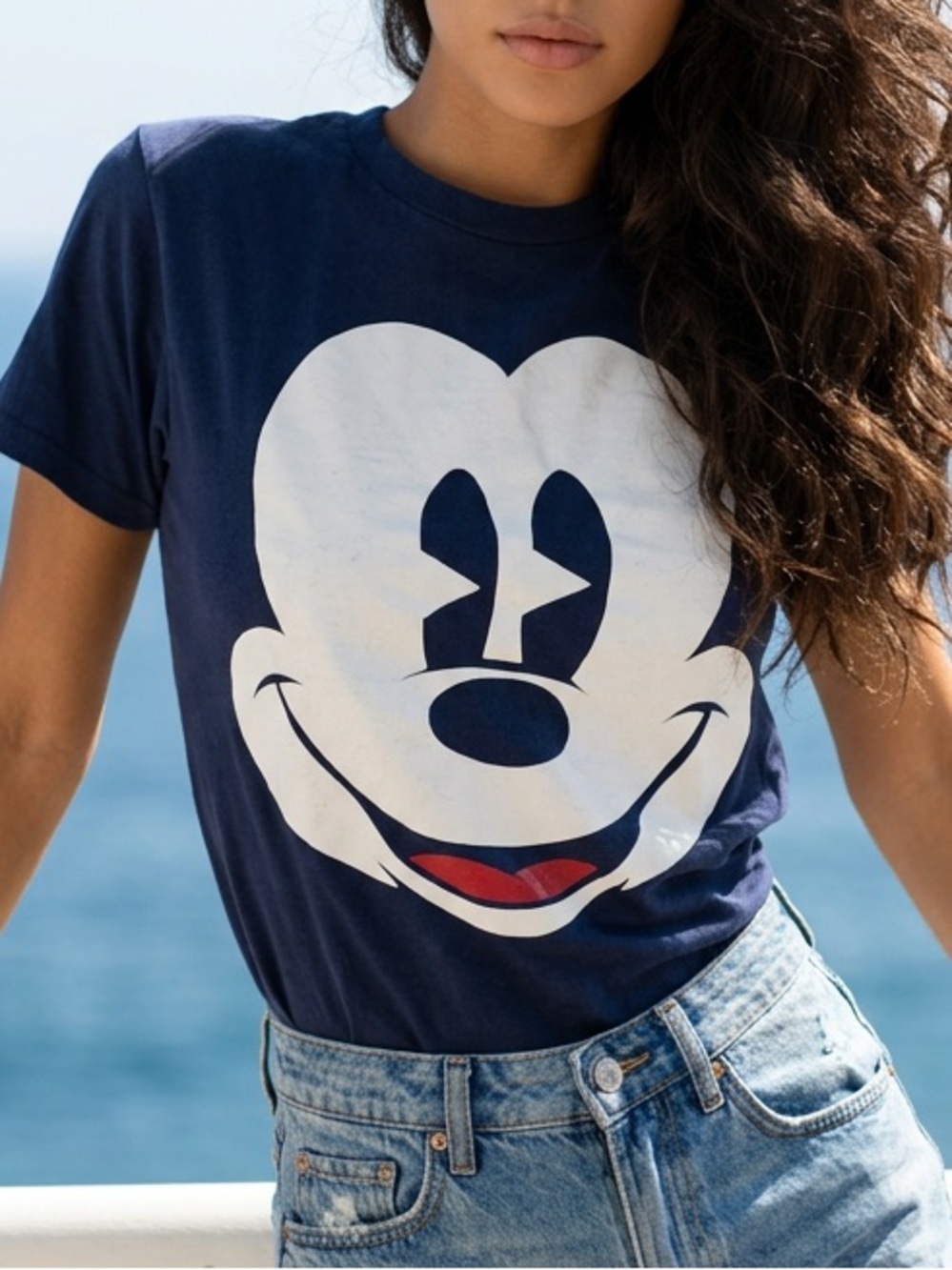VINTAGE NAVY BLUE MICKEY MOUSE TEE SHIRT SIZE XS
